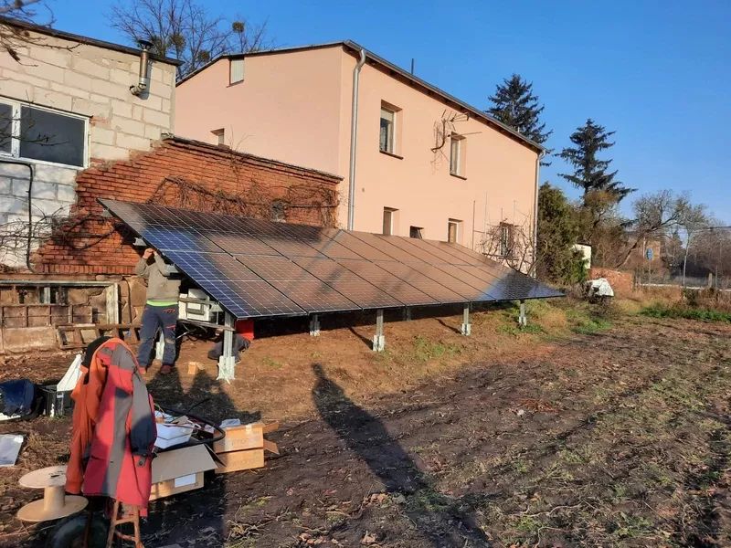 Panele słoneczne — kolejna realizacja SolarWay